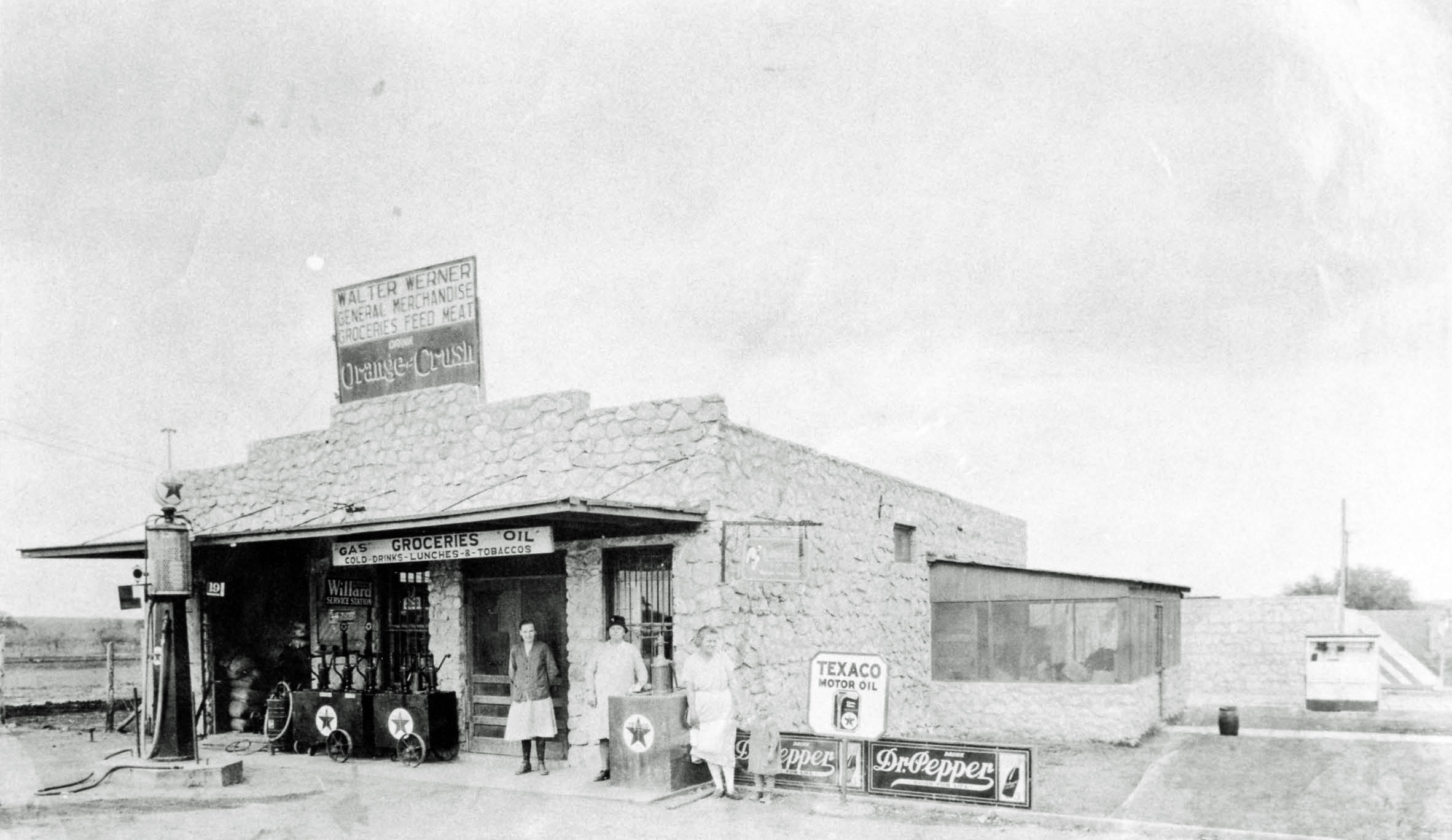 Werner Store - circa 1930 (became Gerfers 
      Store in 1946)